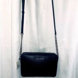 Michael Kors NWT Jet set large black crossbody
